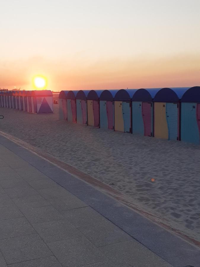 Appartement Avec Vue Superbe Sur La Mer Dunkirk Exterior photo